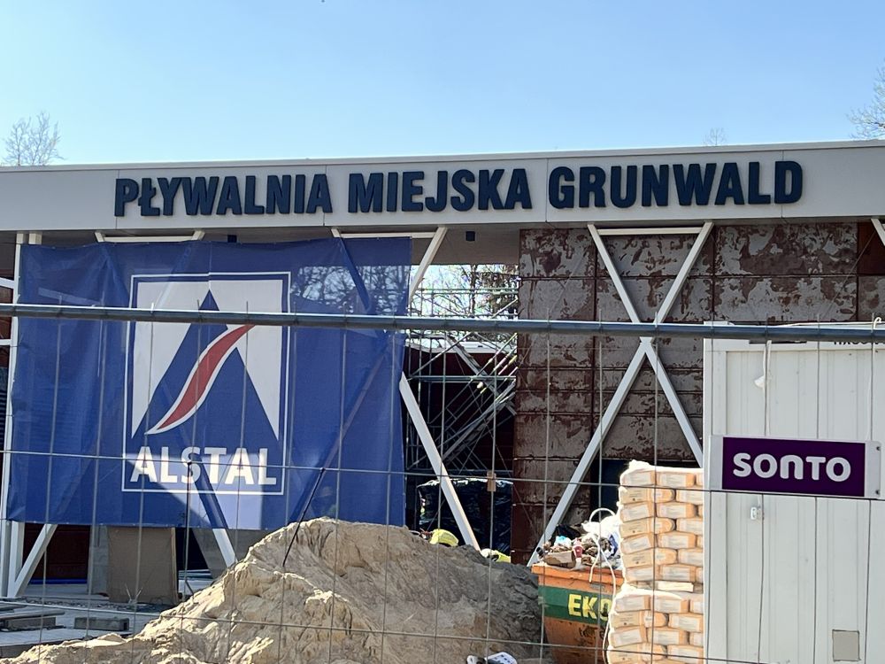 Pływalnia miejska na Grunwaldzie w Poznaniu coraz bliżej otwarcia