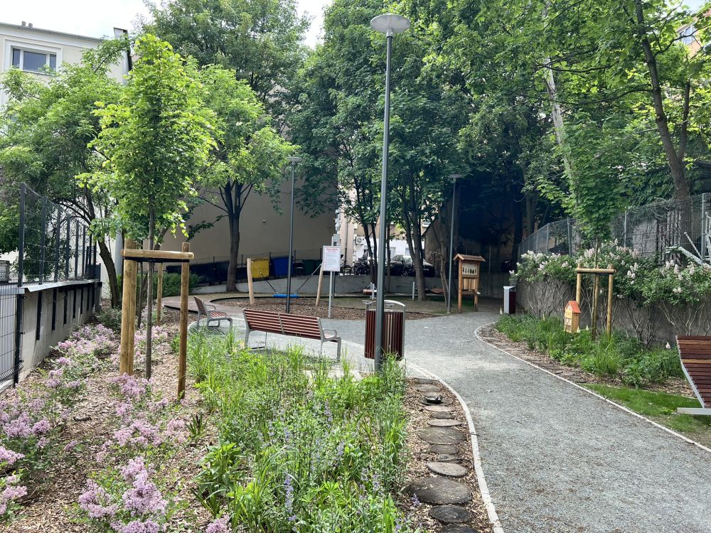 Nowy park kieszonkowy na Łazarzu i sąsiedzka kawa